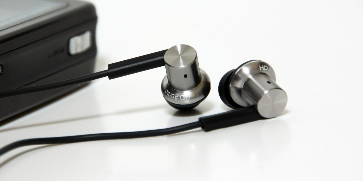best earbuds with mic