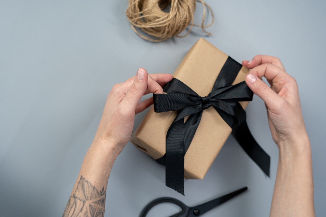 Why Corporate Gifting Is Great For Business Growth