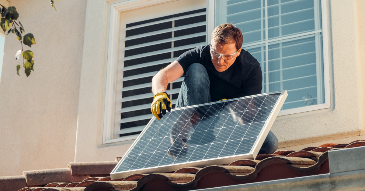The Financial Benefits of Installing Solar Panels at Home